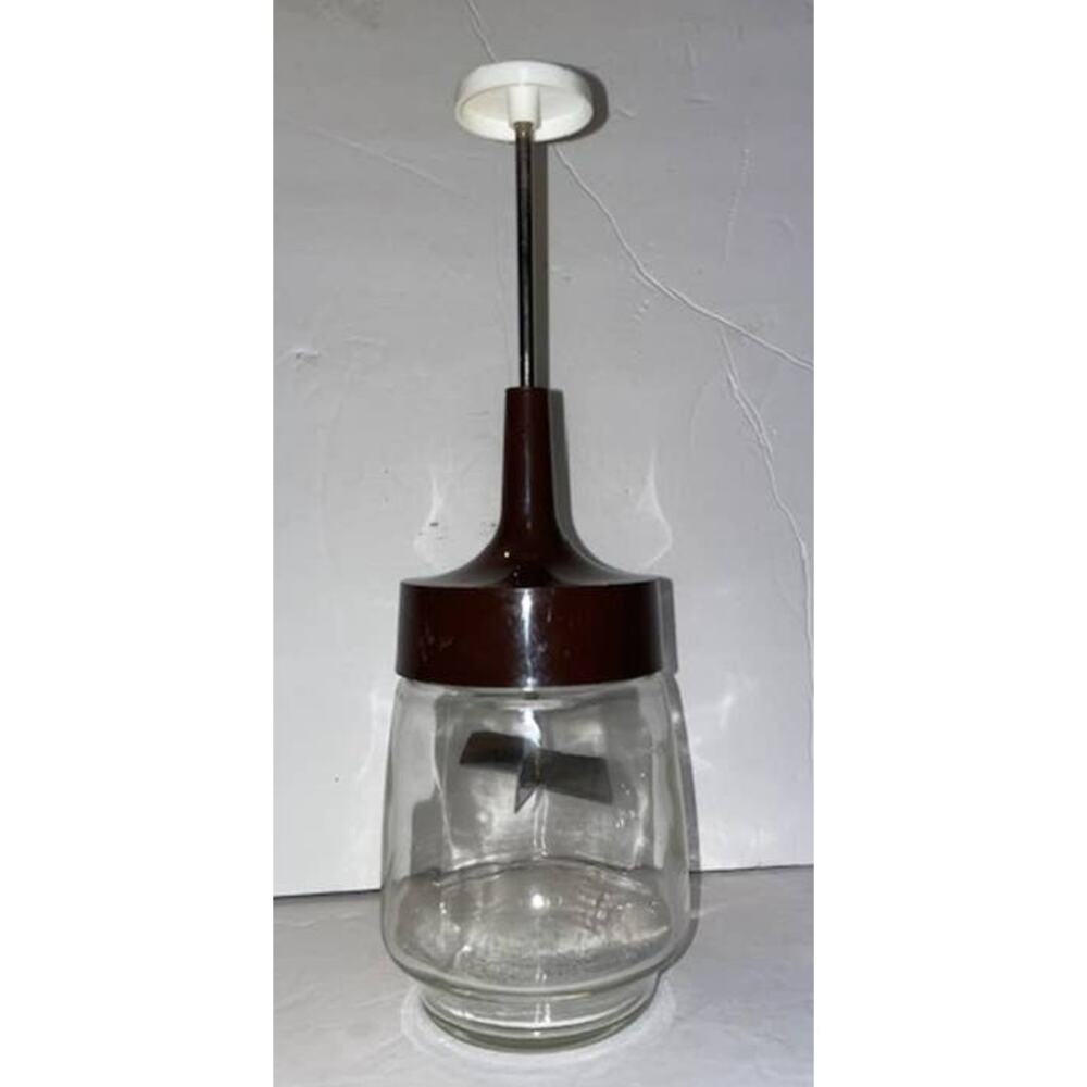 Vintage Federal Housewares Glass Food-Nut Chopper EUC